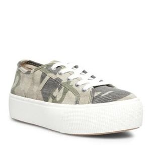Steve Madden Platform Sneakers Emmi Camo Size 7